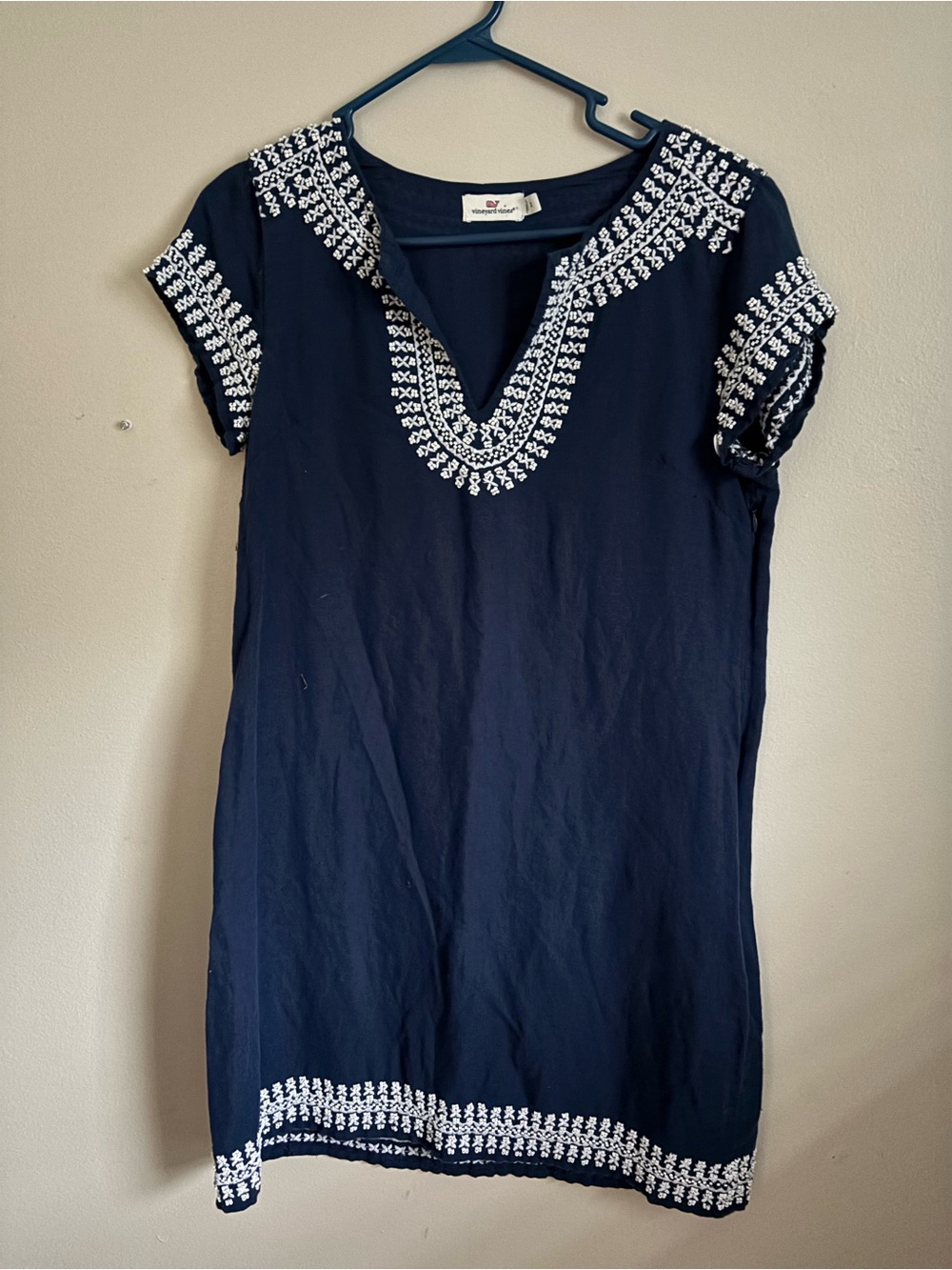 Vineyard Vines Navy Dress with White Embroidery